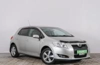 Toyota Auris 1 из 21
