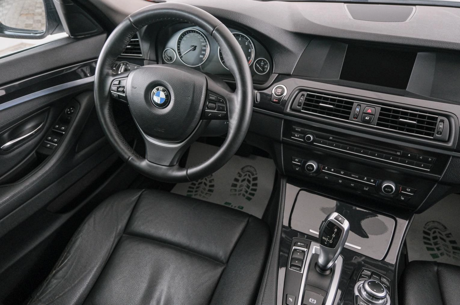 BMW 5 серия 9 из 22