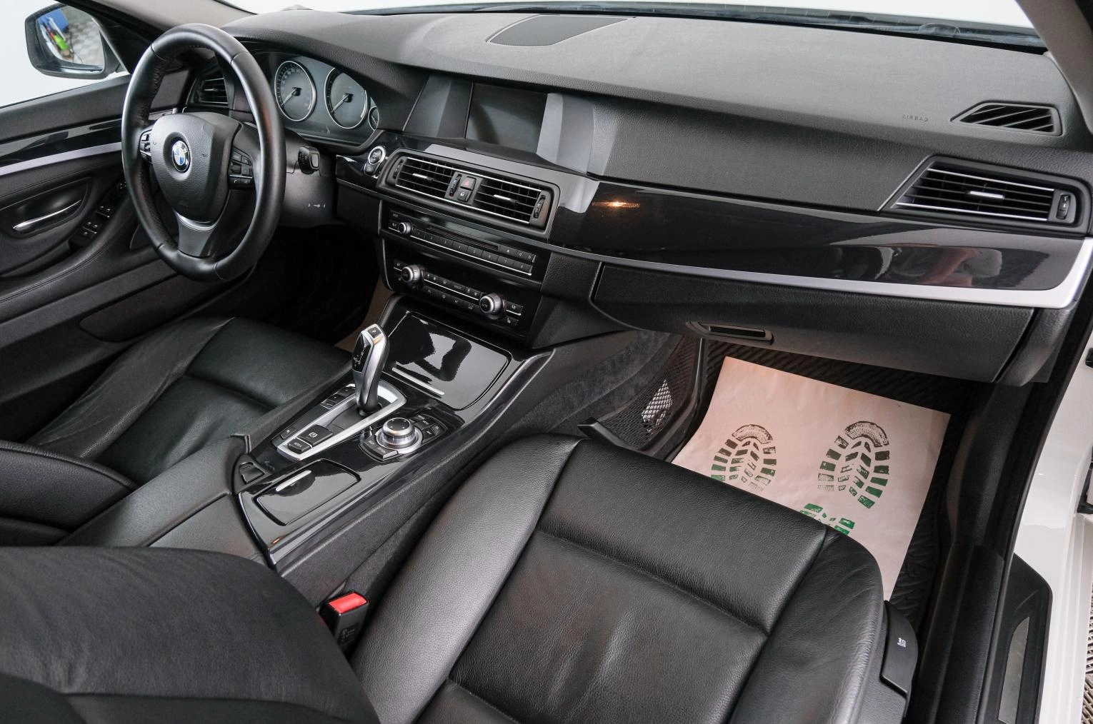 BMW 5 серия 12 из 22