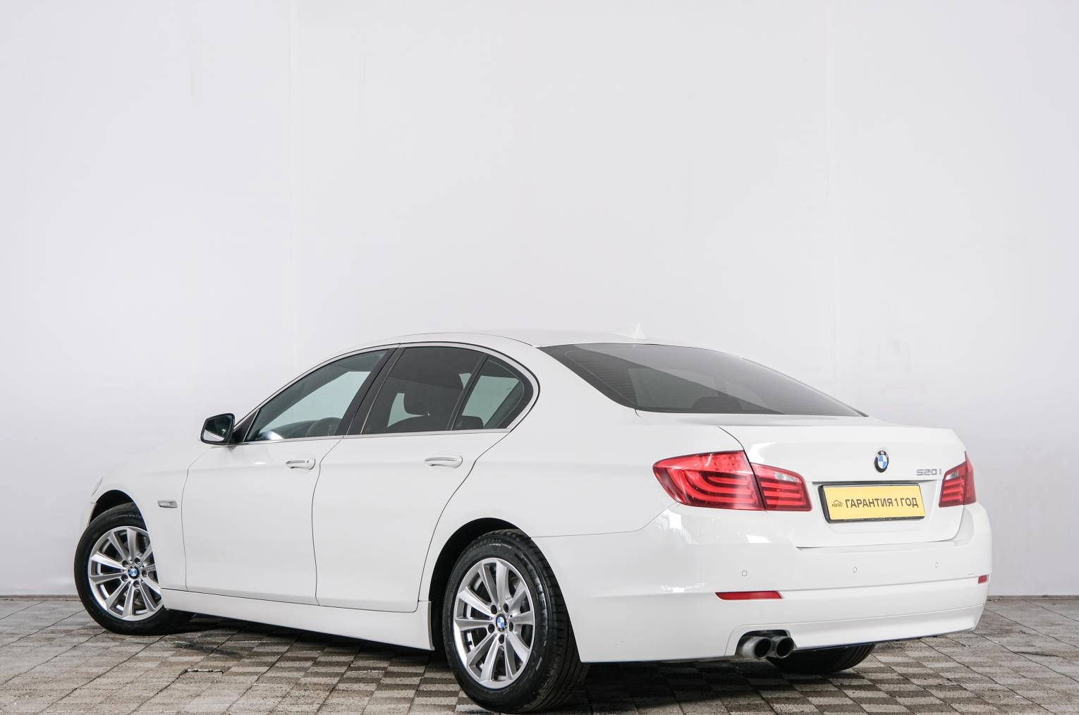 BMW 5 серия 4 из 22