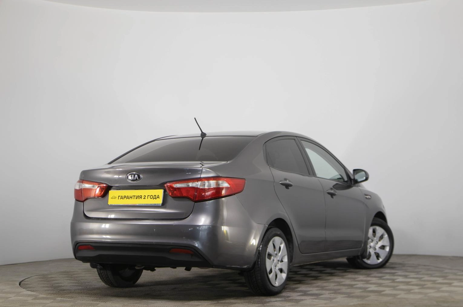 KIA Rio 6 из 21
