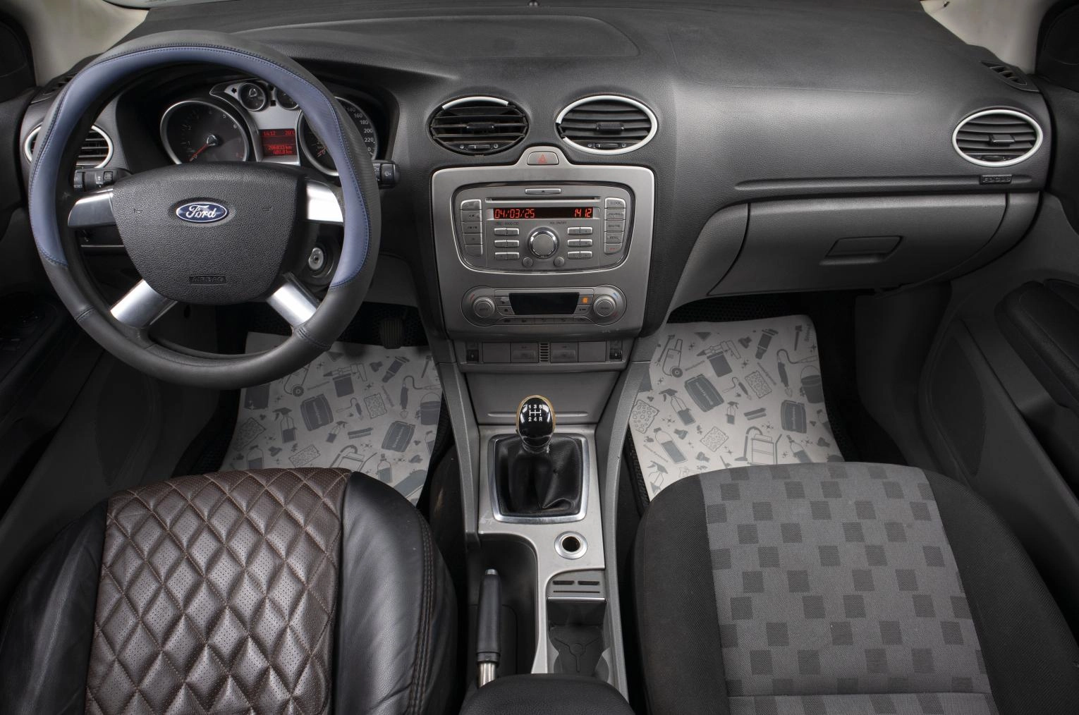 Ford Focus 7 из 15