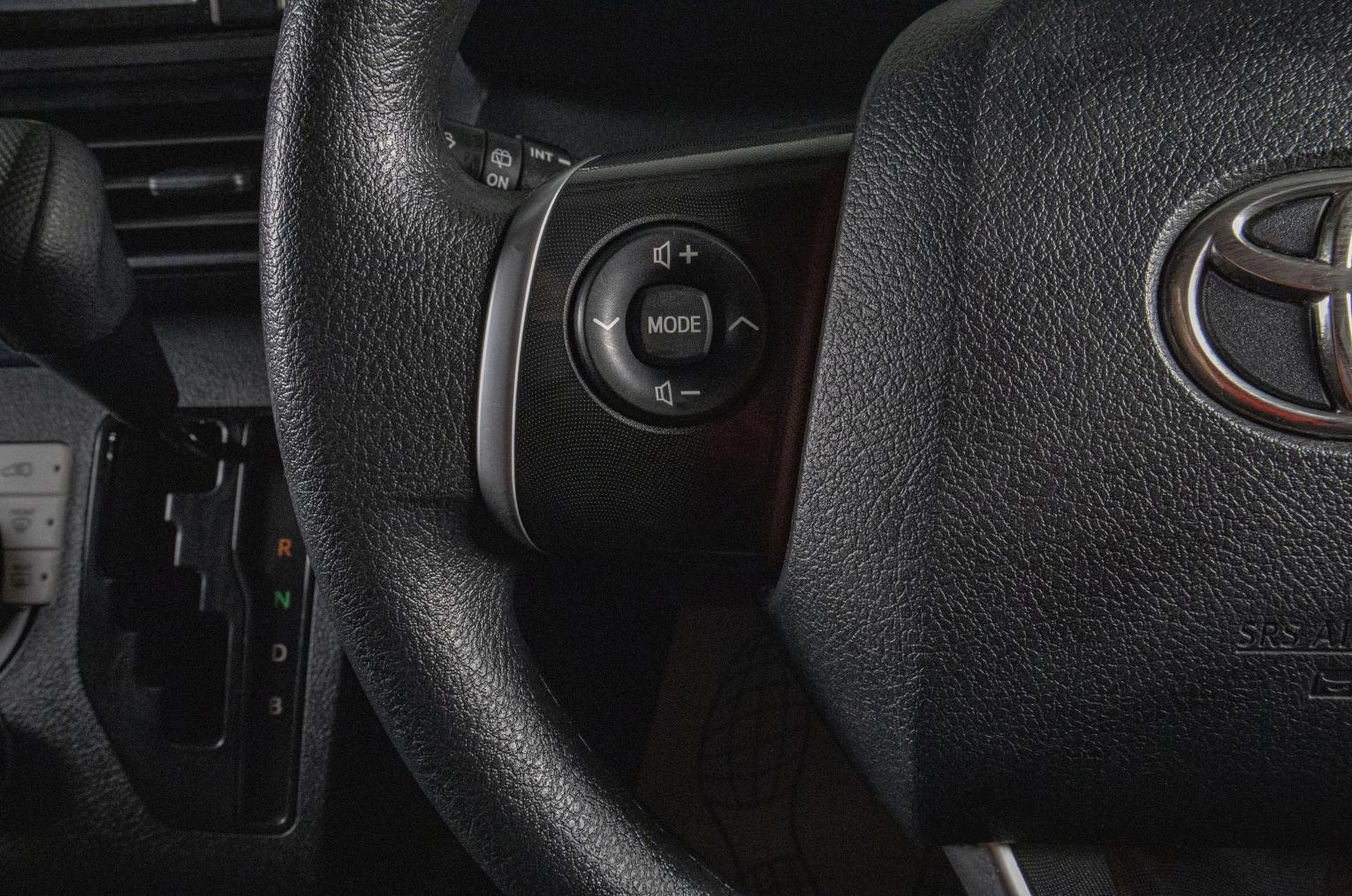 Toyota Sienta 10 из 20