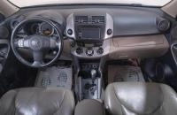 Toyota RAV4 13 из 21