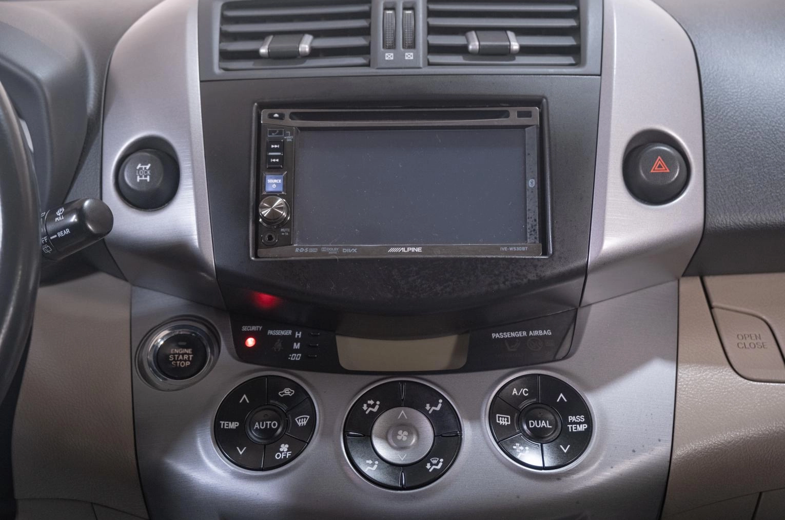 Toyota RAV4 14 из 21