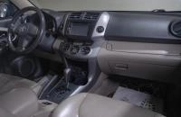 Toyota RAV4 17 из 21