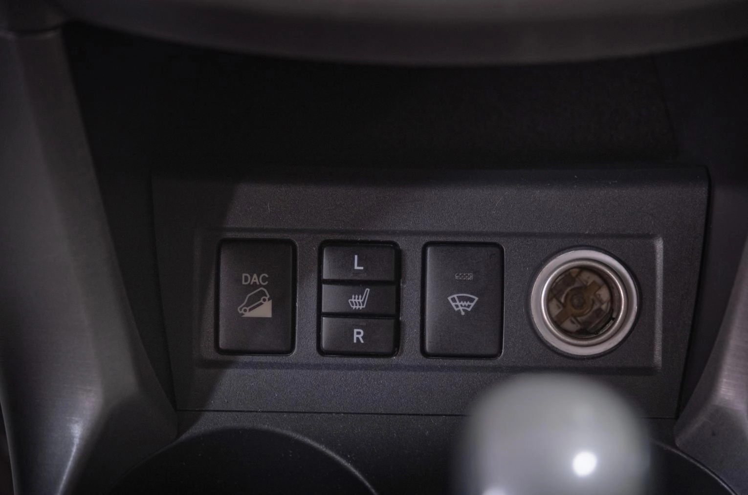 Toyota RAV4 15 из 21