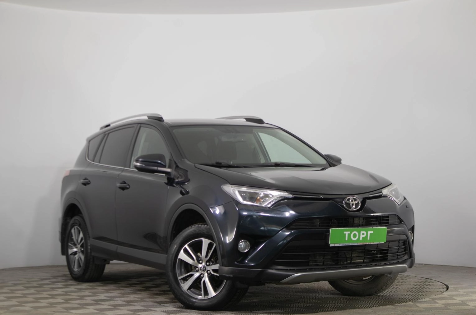 Toyota RAV4 1 из 24