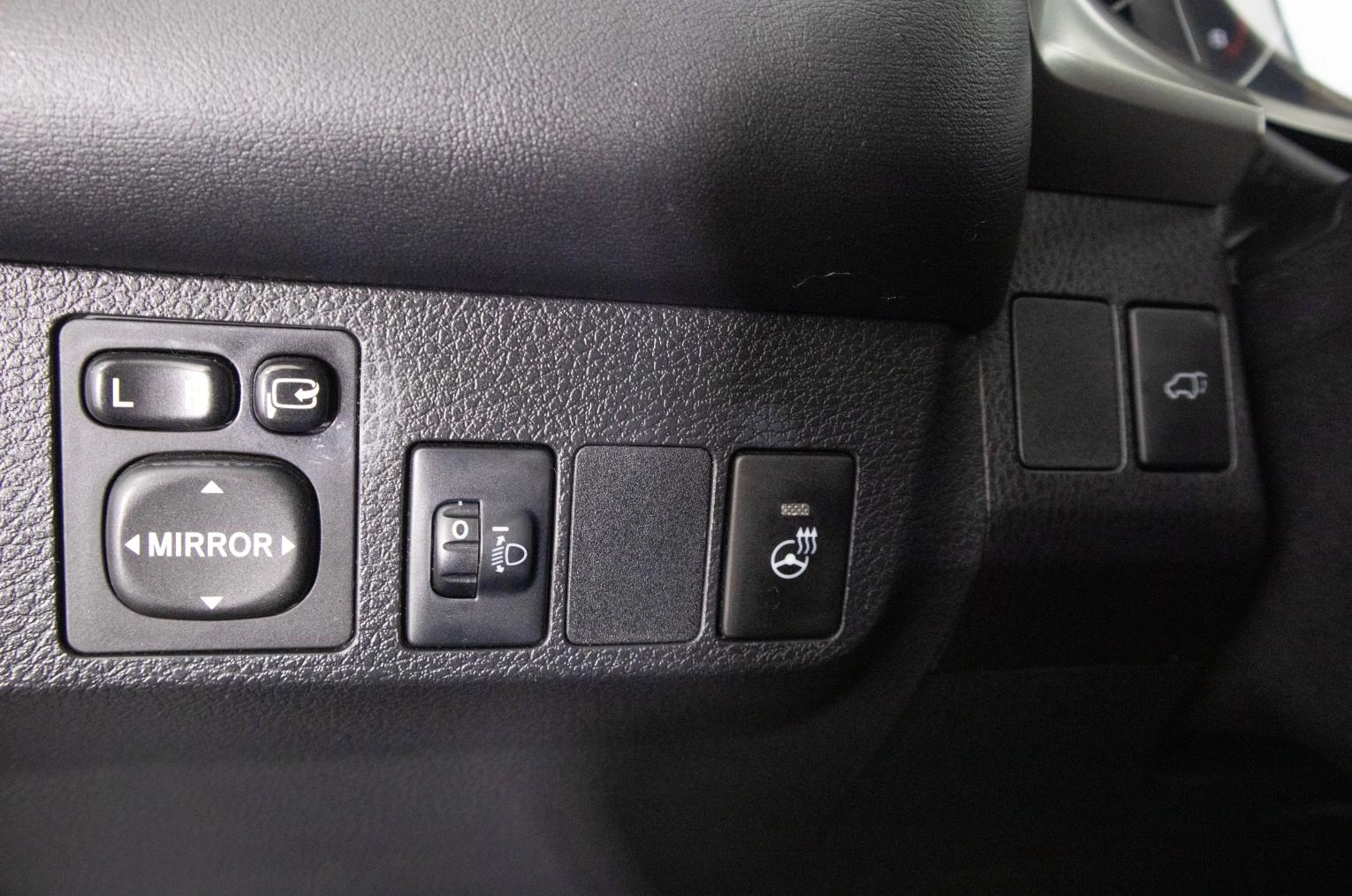 Toyota RAV4 23 из 24