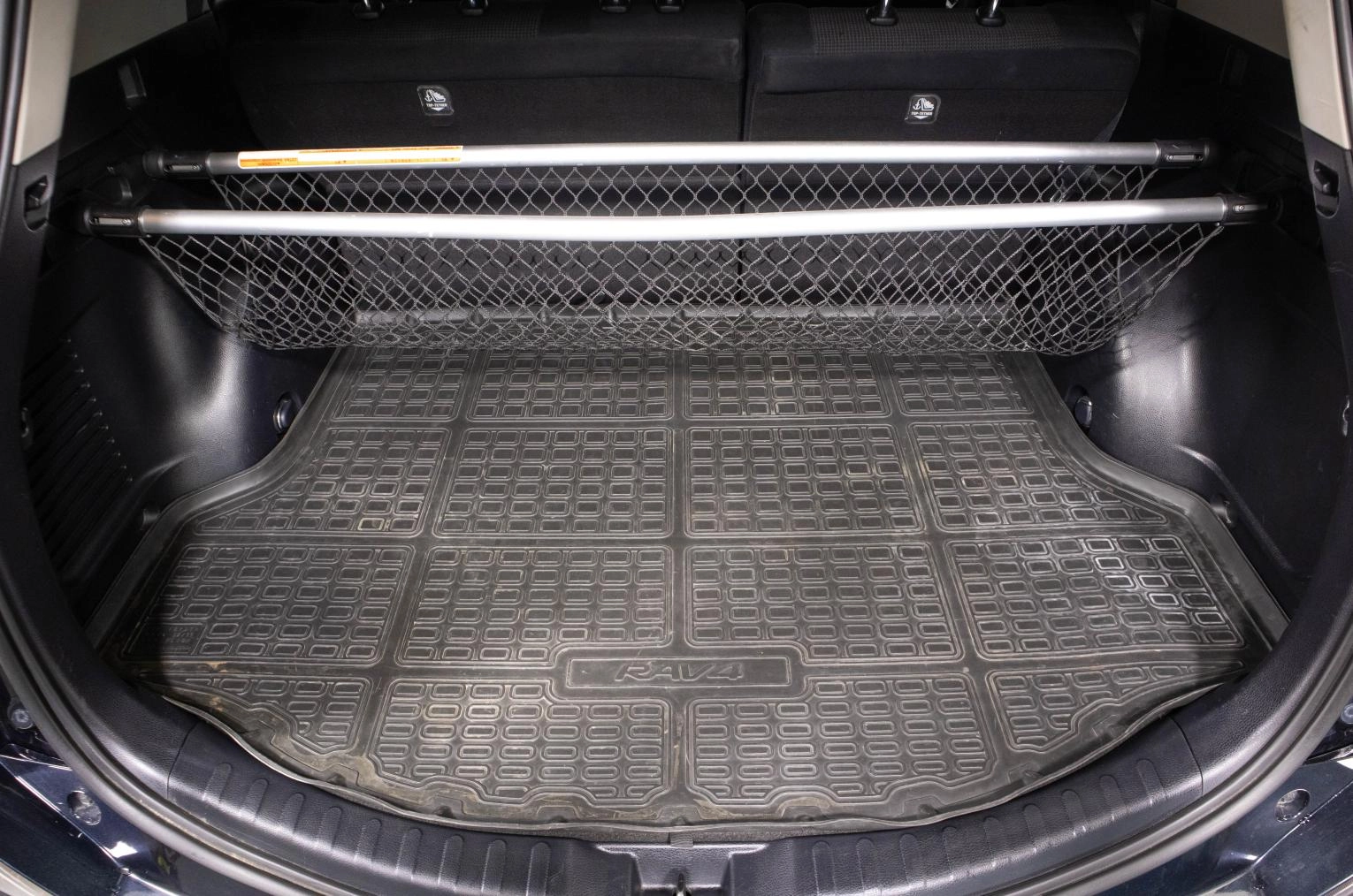 Toyota RAV4 7 из 24