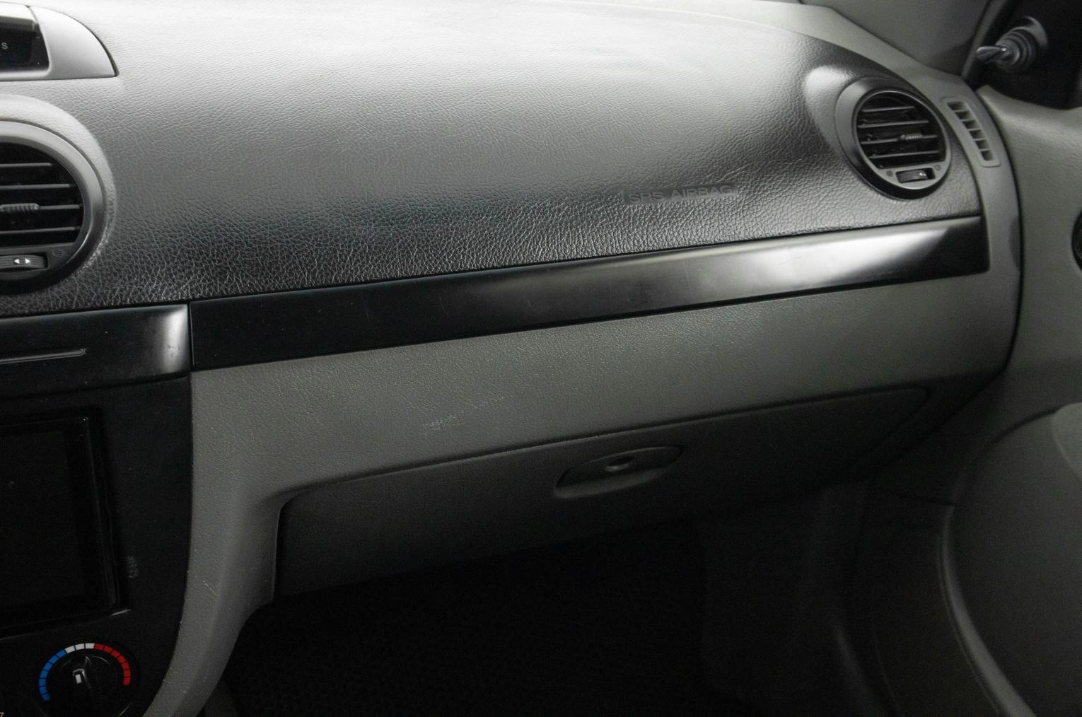Chevrolet Lacetti 14 из 18