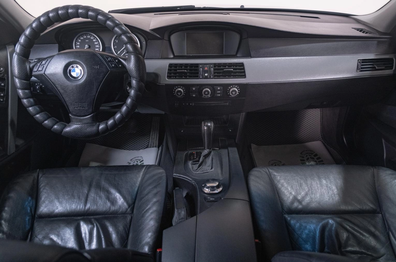 BMW 5 серия 10 из 22