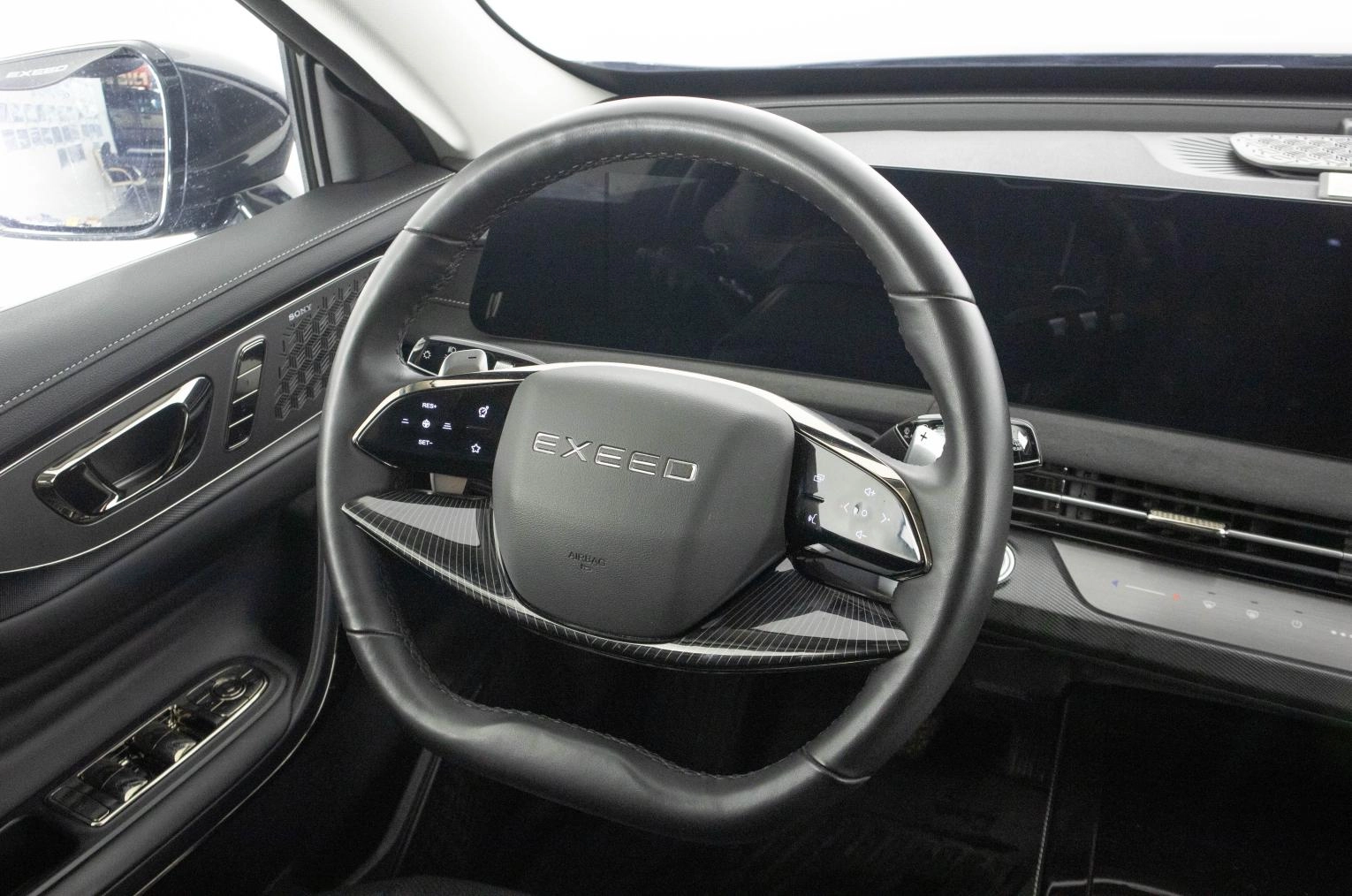 Exeed LX 18 из 30