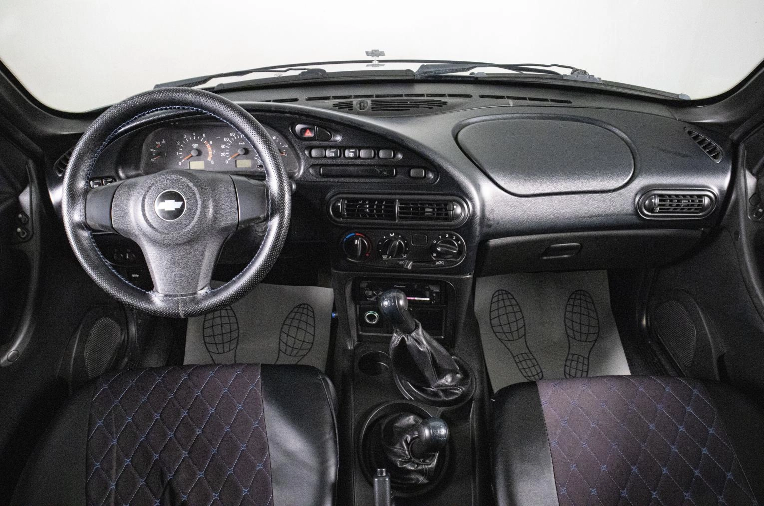 Chevrolet Niva 12 из 17