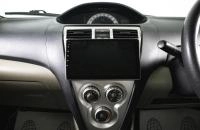 Toyota Belta 13 из 16