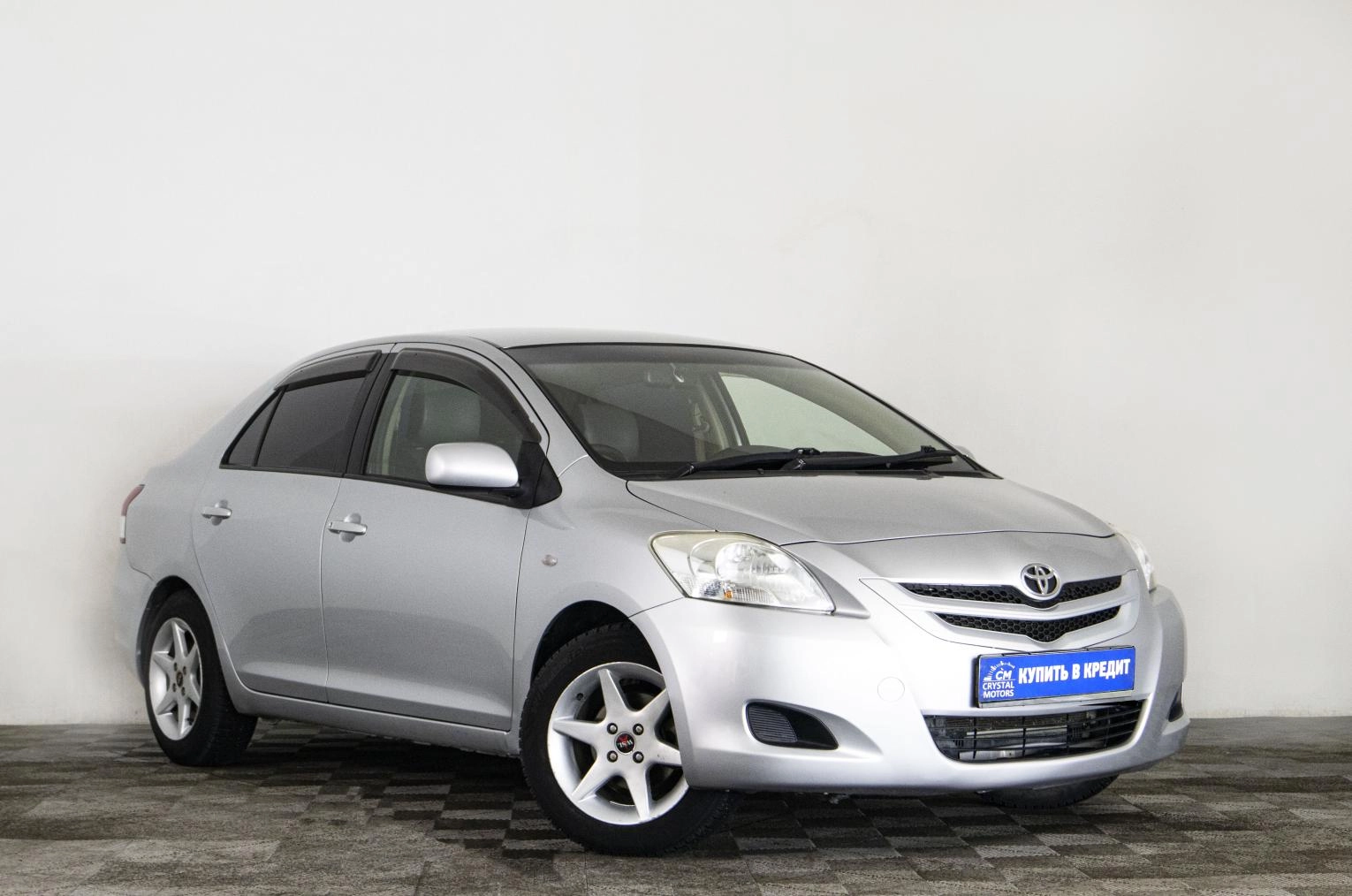 Toyota Belta 1 из 16
