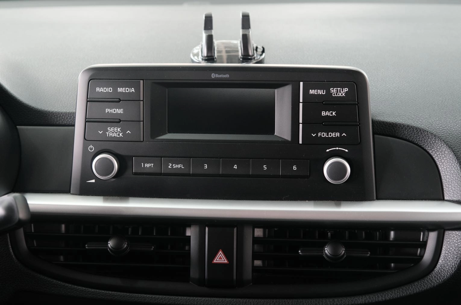 KIA Picanto 17 из 25
