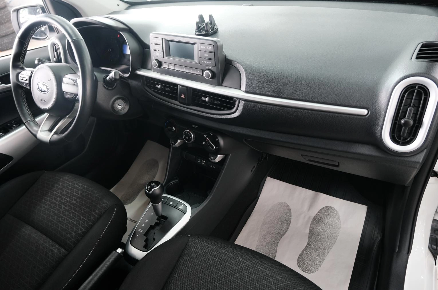 KIA Picanto 21 из 25