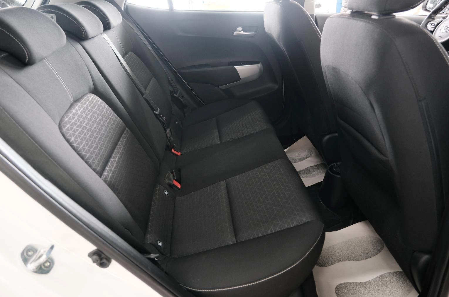 KIA Picanto 24 из 25