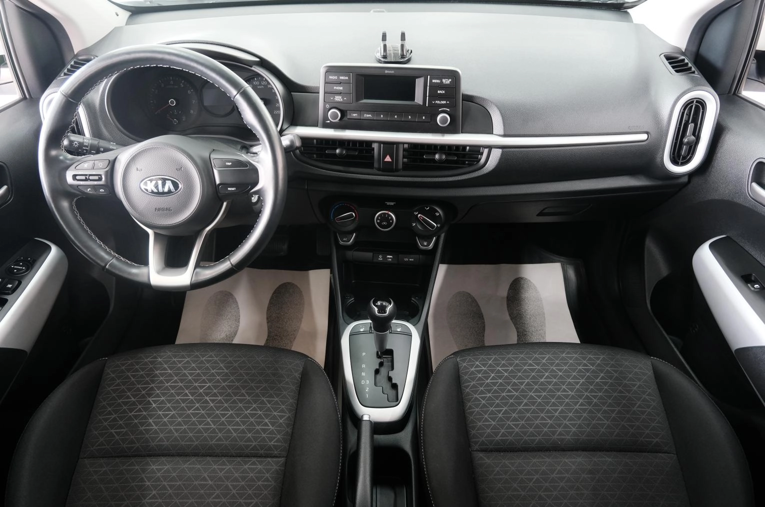KIA Picanto 15 из 25