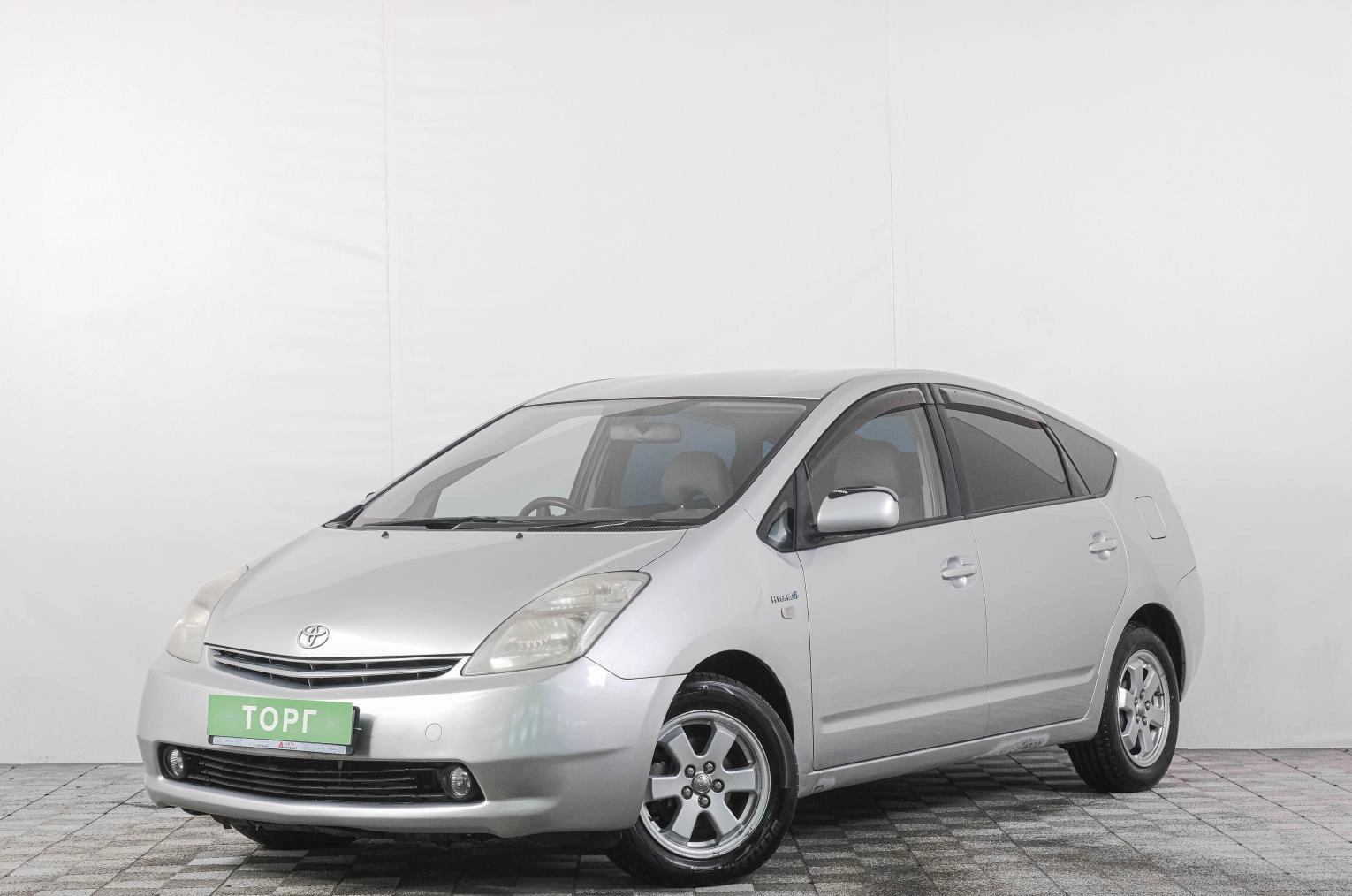 Toyota Prius 3 из 22