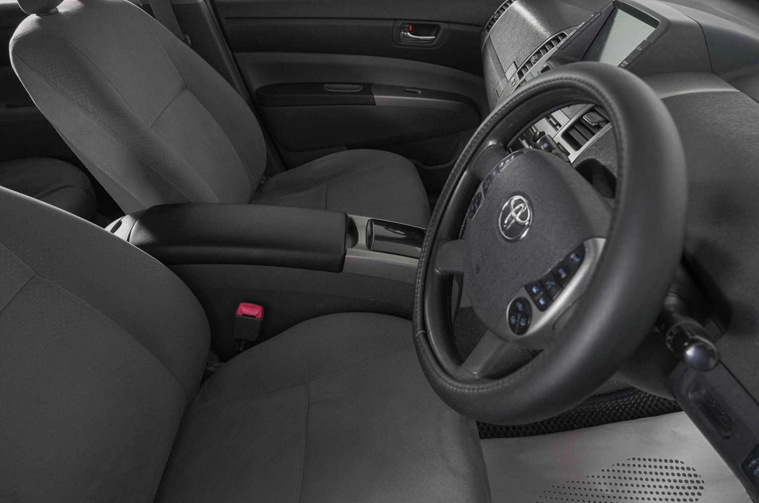 Toyota Prius 11 из 22