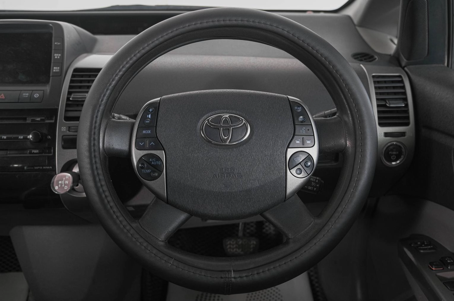 Toyota Prius 15 из 22