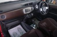 Toyota Vitz 16 из 19