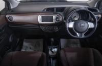 Toyota Vitz 9 из 19