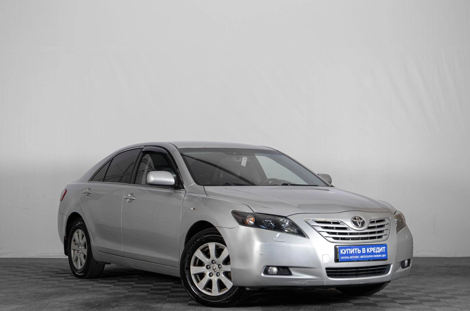Toyota Camry 1 из 21