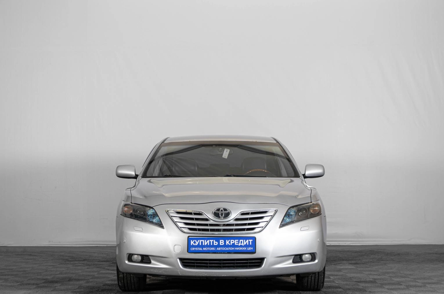 Toyota Camry 2 из 21