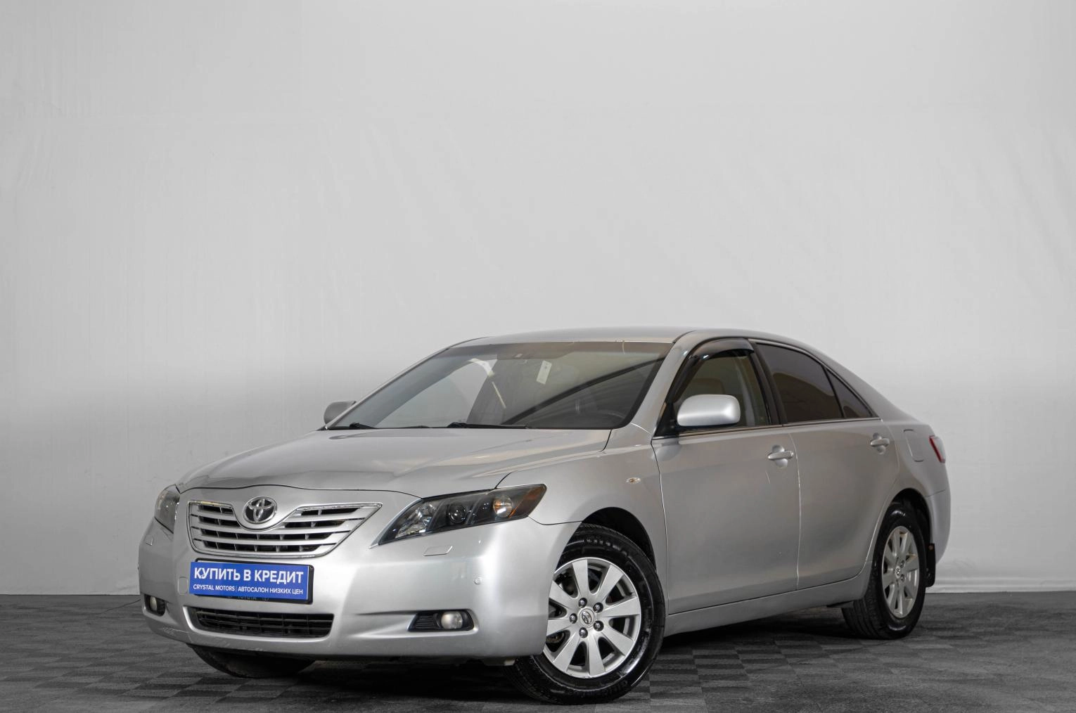 Toyota Camry 3 из 21