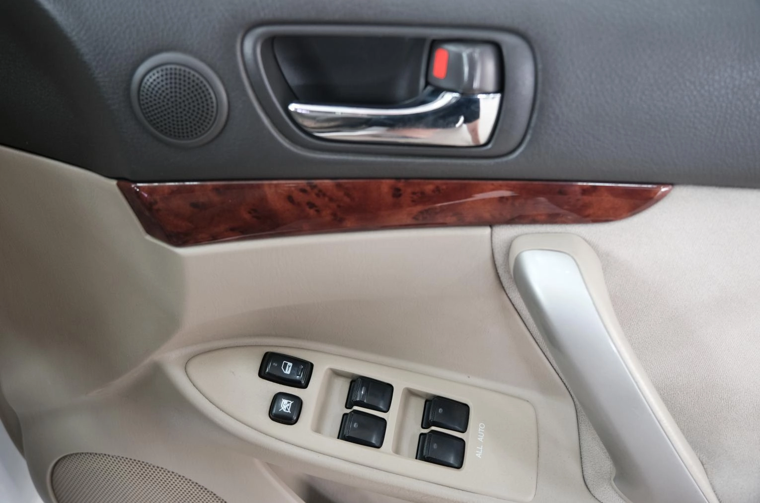 Toyota Allion 8 из 22