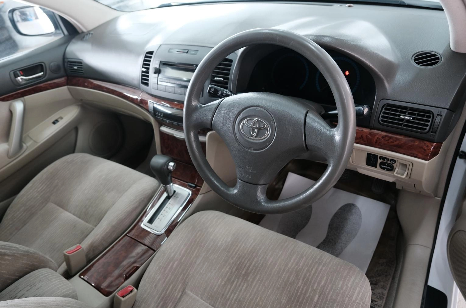 Toyota Allion 10 из 22