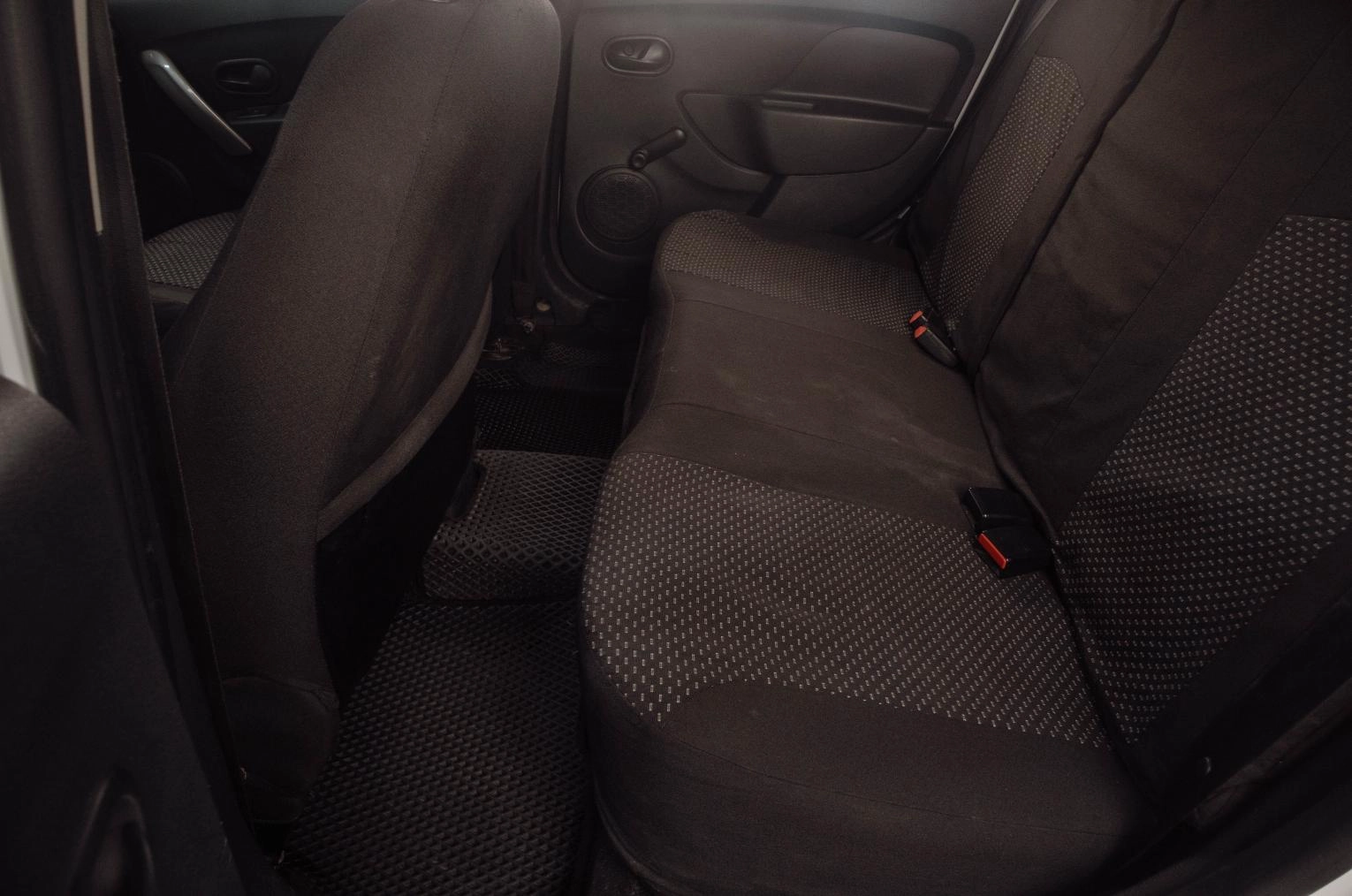 Renault Logan 15 из 15