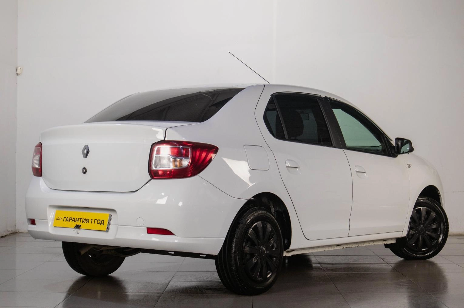 Renault Logan 4 из 15