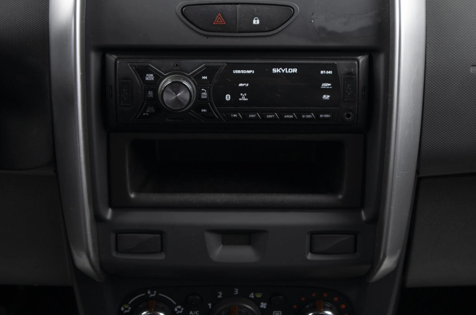 ВАЗ (LADA) Largus 11 из 18