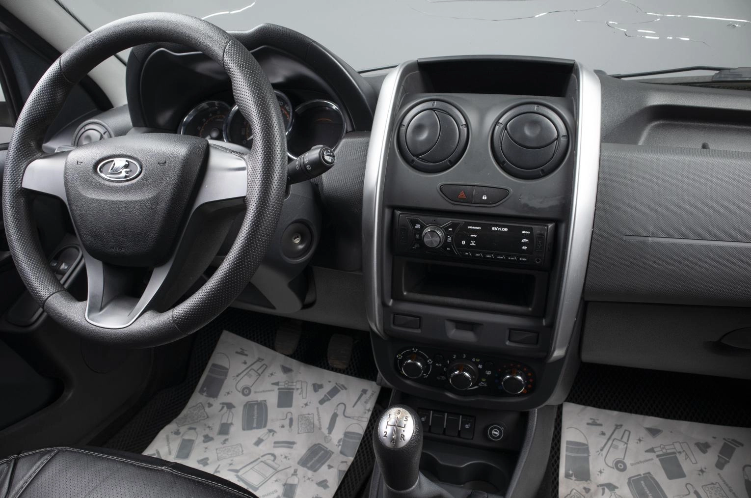 ВАЗ (LADA) Largus 8 из 18