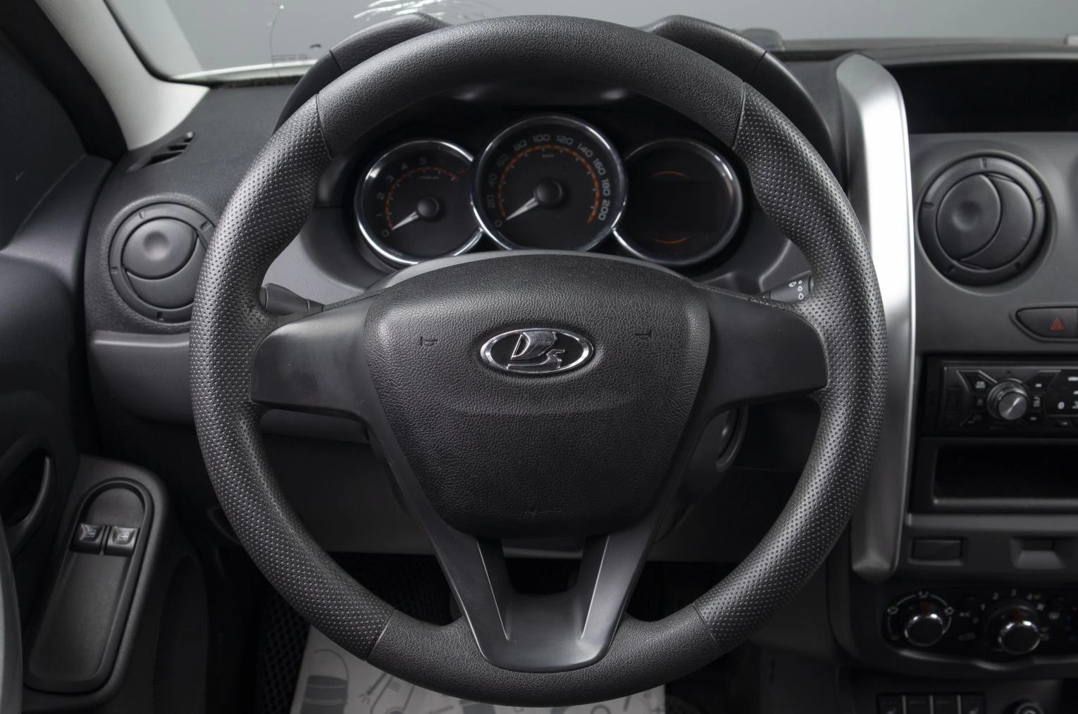 ВАЗ (LADA) Largus 9 из 18