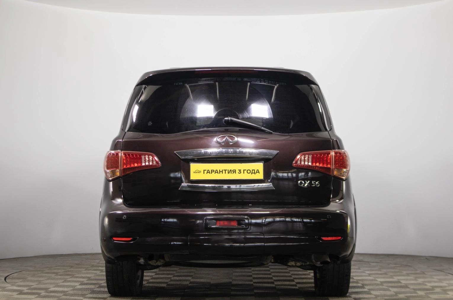 Infiniti QX56 5 из 34