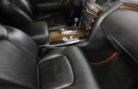 Infiniti QX56 17 из 34
