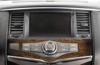 Infiniti QX56 28 из 34