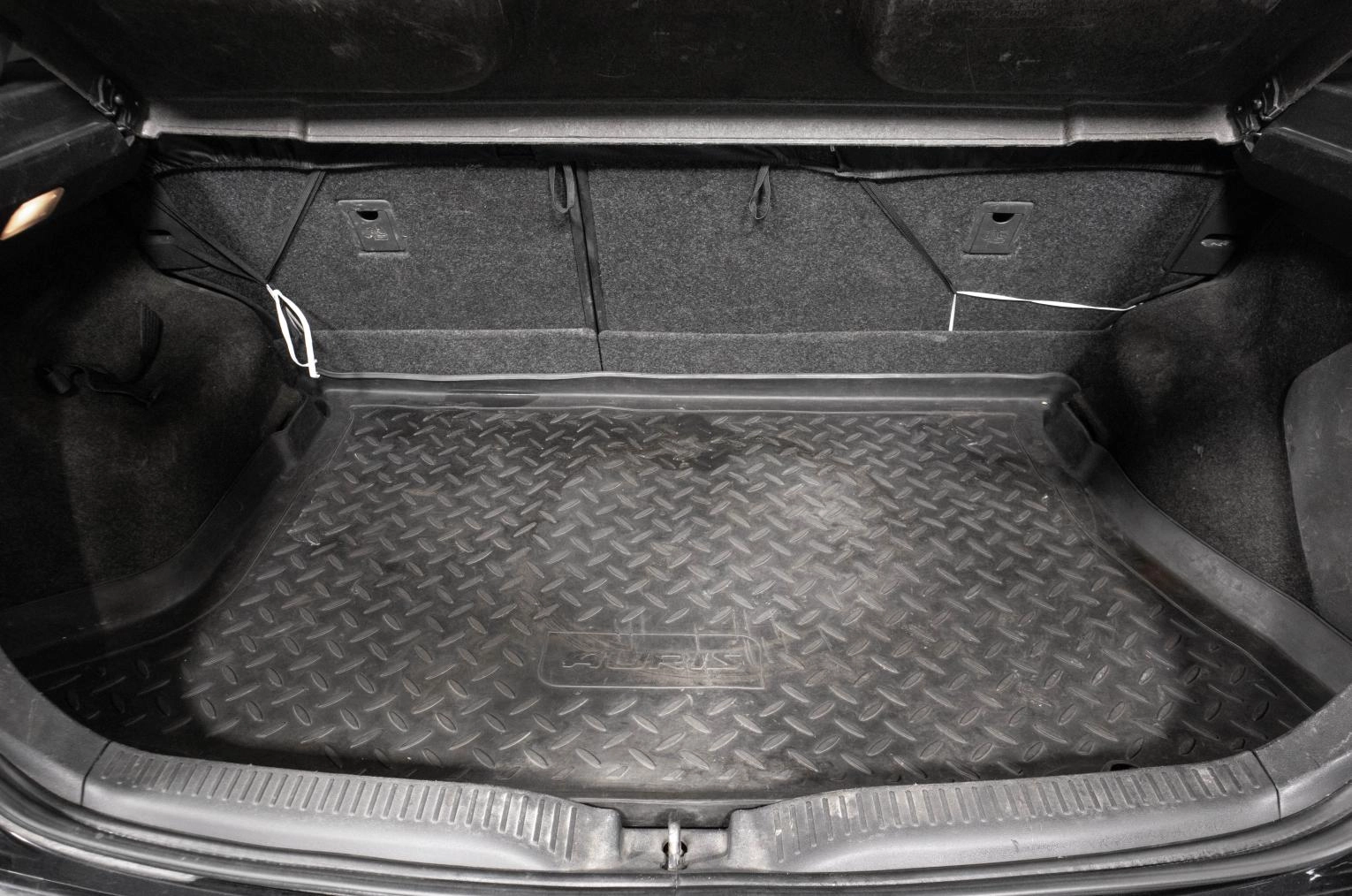 Toyota Auris 7 из 23