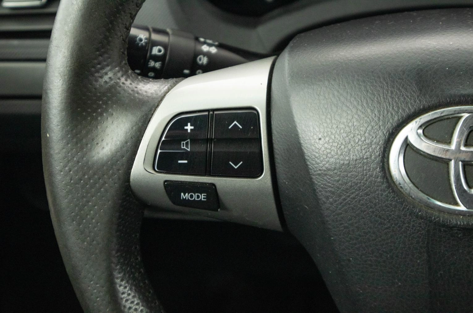 Toyota Auris 20 из 23