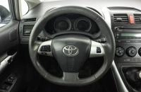 Toyota Auris 19 из 23