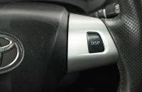 Toyota Auris 21 из 23