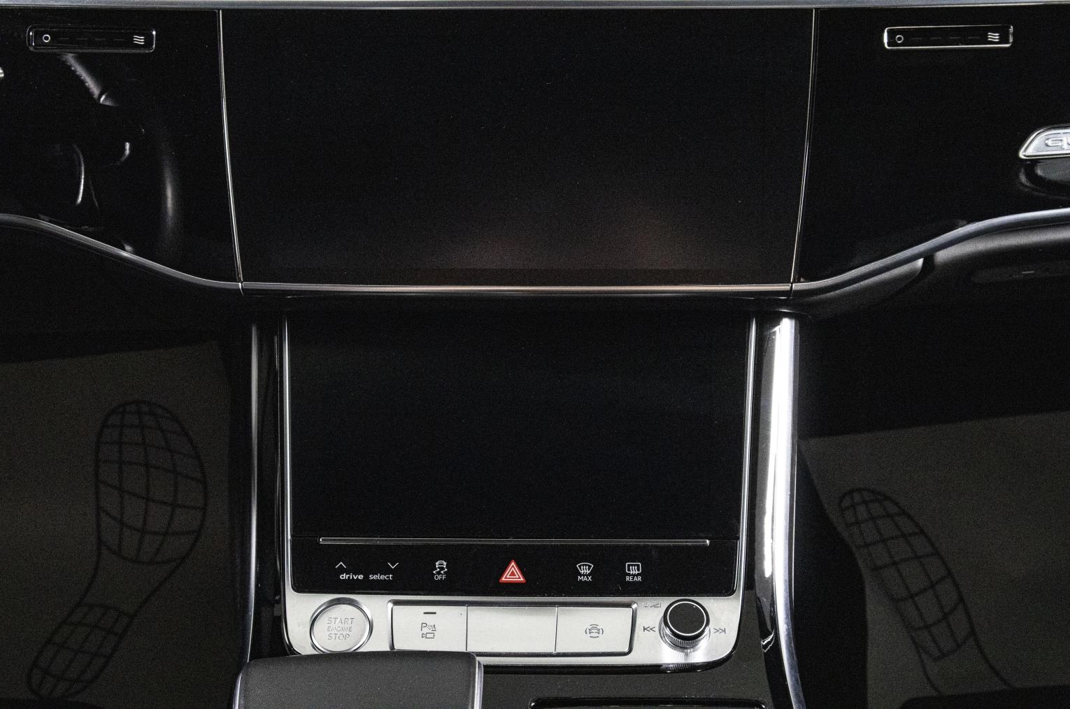 Audi A8 19 из 28