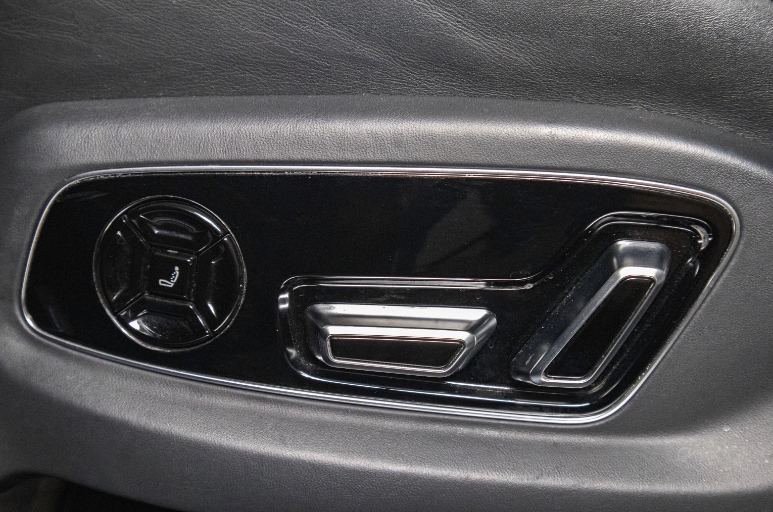 Audi A8 10 из 28