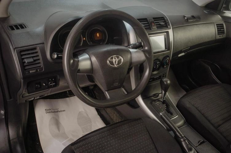 Toyota Corolla 8 из 18