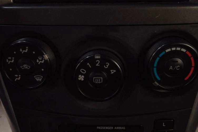 Toyota Corolla 13 из 18